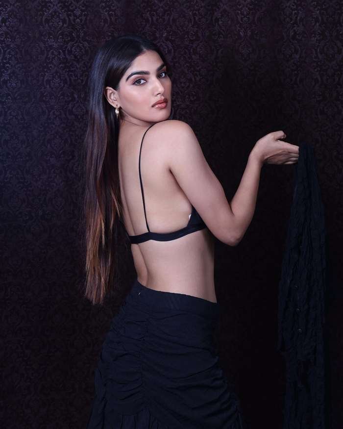 Kalpana Sharma-hot51