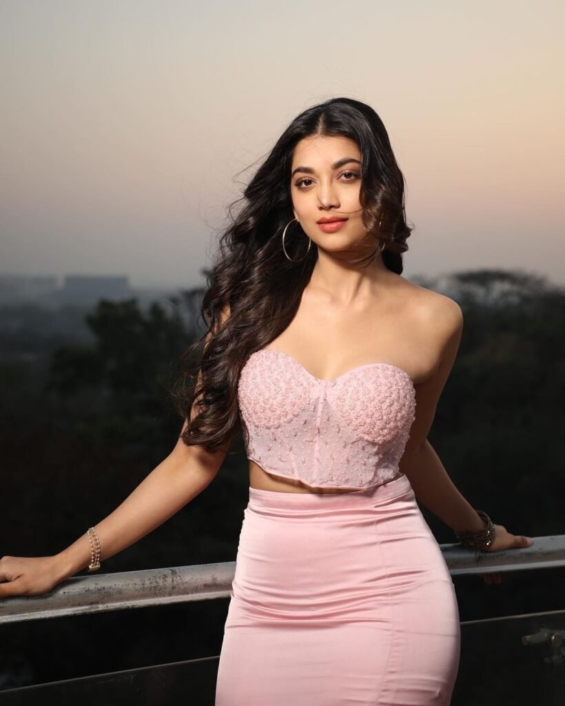 Digangana Suryavanshi-hot51